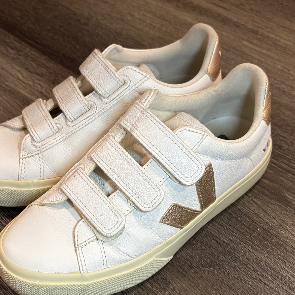 Veja Cream and Gold Sneakers